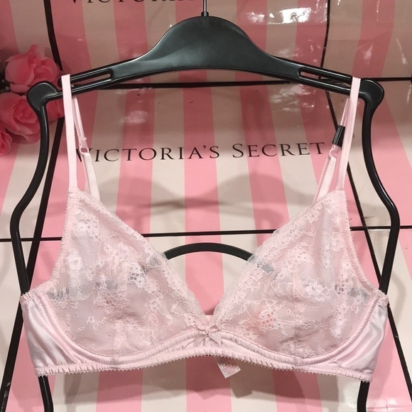 π₯ON SALEπ₯2/$33π₯ π Victoria Secret Unlined Plunge Bra - Picture 3 of 8